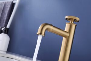 Wastafelkraan opbouw geborsteld goud hoog